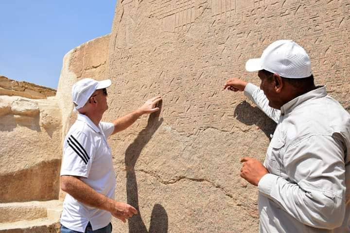 صور| إنفانتينو يزور الأهرامات قبل نهائي الكان