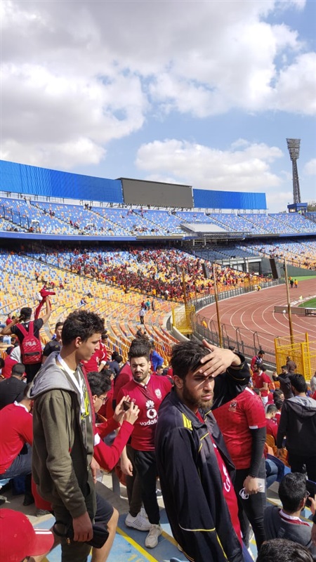 صور| جماهير الأهلي تتوافد على استاد القاهرة