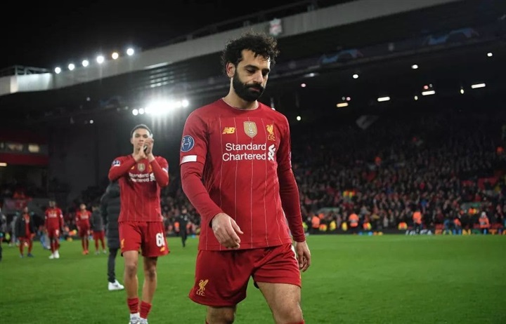 شاهد.. صدمة محمد صلاح بعد توديع أبطال أوروبا