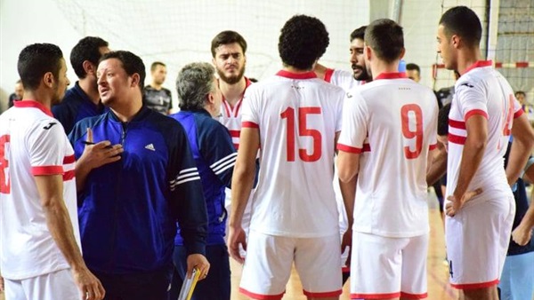 الفريق الاول للكرة