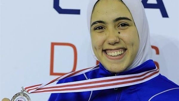 سارة أمين لاعبة طائرة