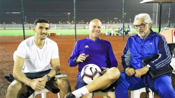 محمد عواد مع الجهاز