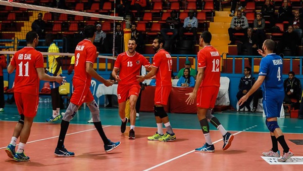 الفريق الاول للكرة