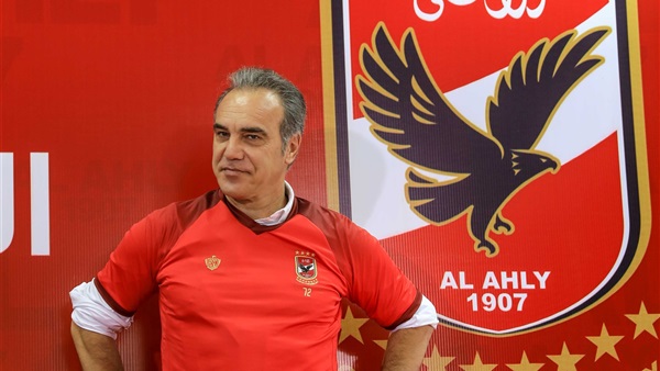 مارتن لاسارتي مدرب