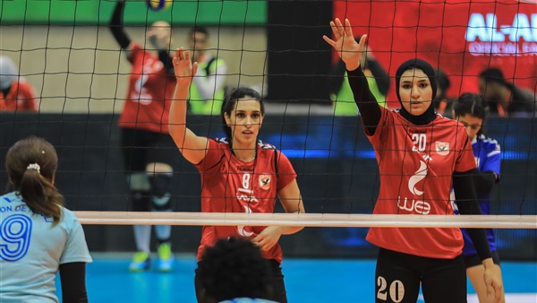 الفريق الأول لسيدات