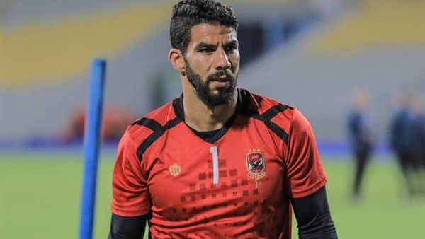 اللاعب شريف إكرامي