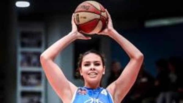 اللاعبة شاكيلا