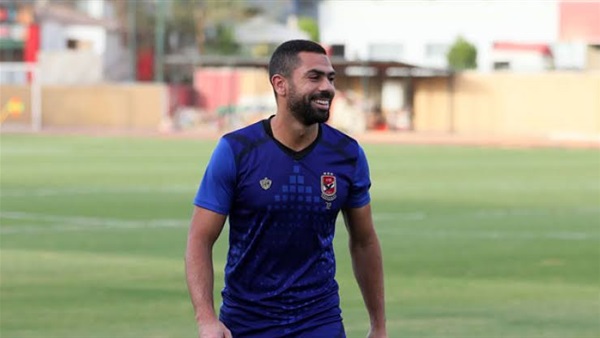 أحمد فتحي لاعب الفريق