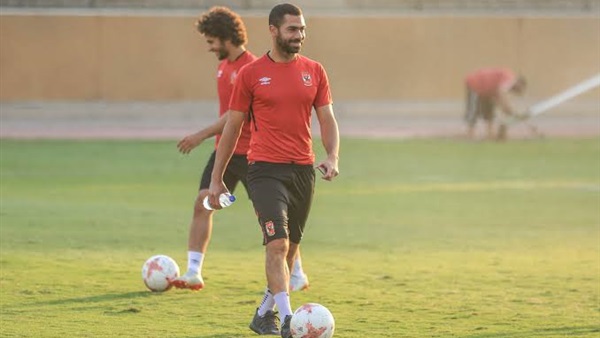 أحمد فتحي لاعب الفريق