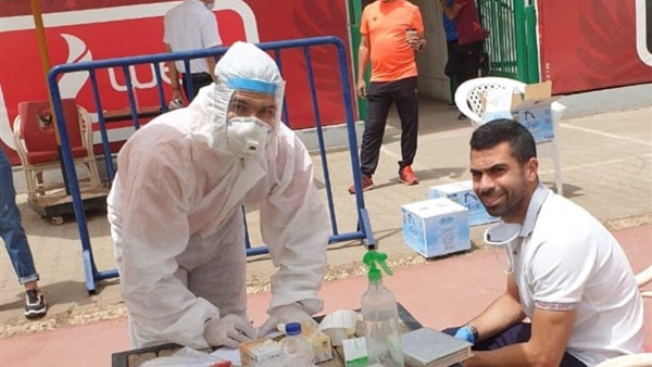 أحمد فتحي لاعب الأهلي