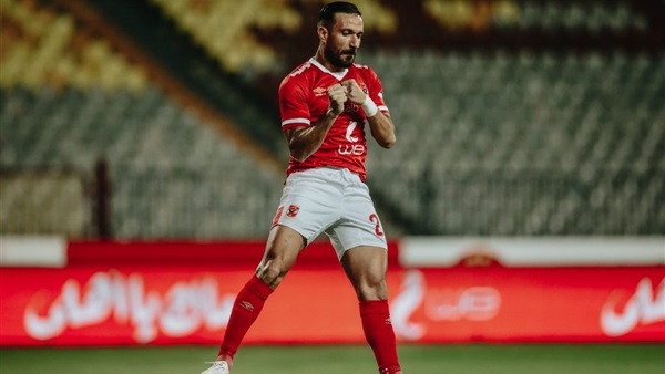 علي معلول - لاعب