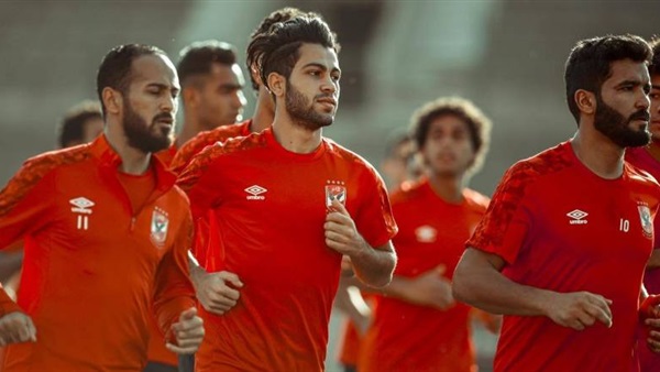 لاعبو الأهلى فى التدريبات