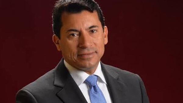 أشرف صبحي - وزير