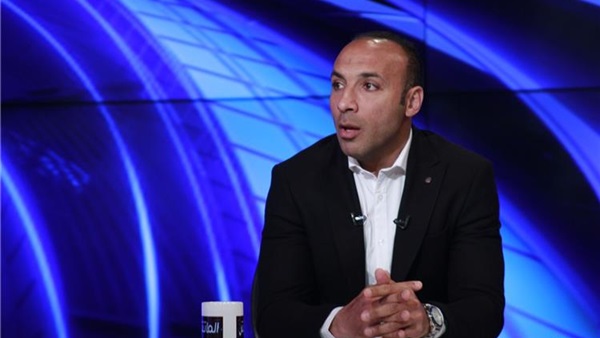 أيمن عبد العزيز 