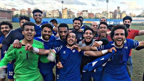 نادي الزرقا