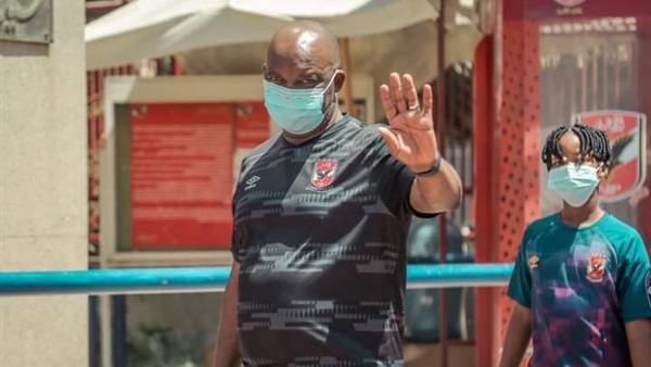 بيتسو موسيماني مدرب