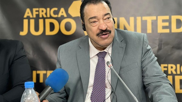 مطيع فخر الدين الزهوي