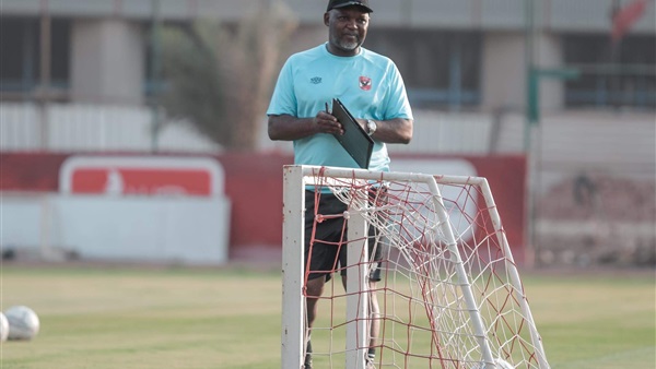 بيتسو موسيماني مدرب