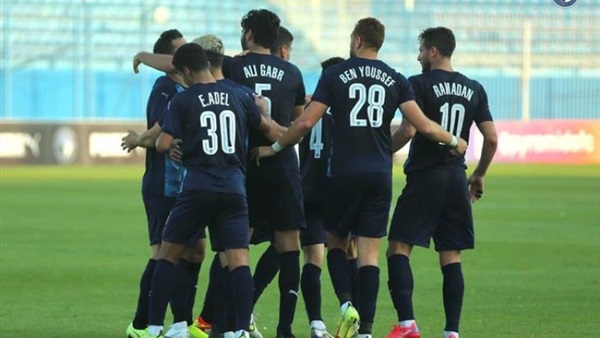 نادي بيراميدز 