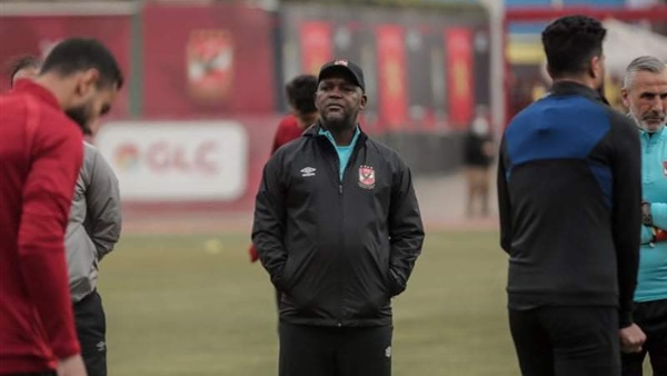 بيتسو موسيماني مدرب