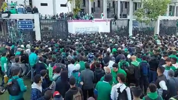 ملعب مبارة الاهلي