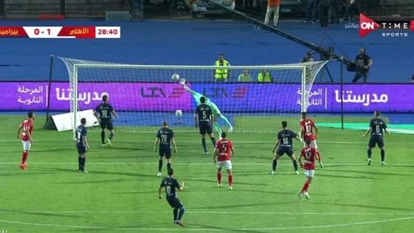 الاهلي - بيراميدز