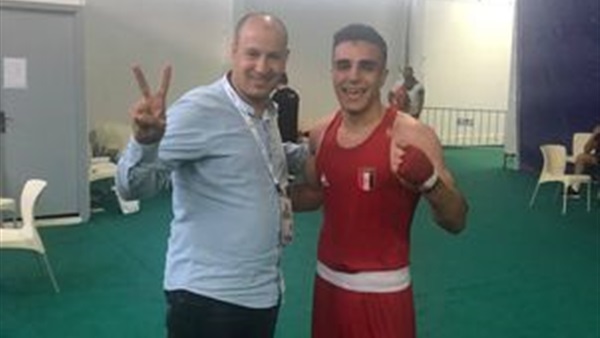 عمر عبد العزيز 