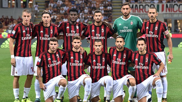 نادي اي سي ميلان