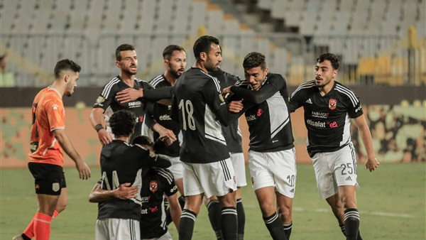 قائمة الأهلي لمواجهة