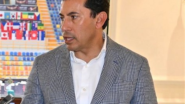 وزير الشباب والرياضة