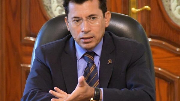 وزير الشباب والرياضة