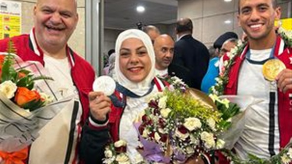 أحمد الجندي وسارة