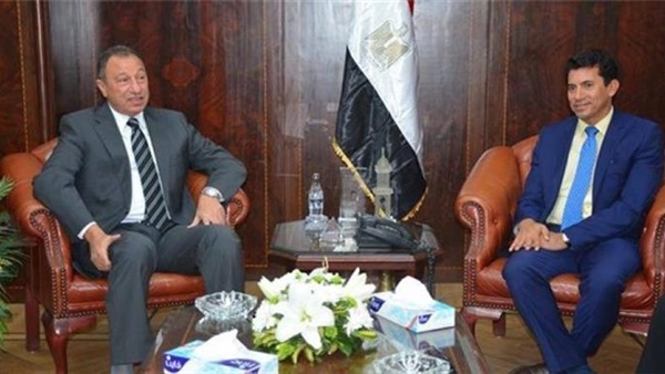 وزير الرياضة ومحمود