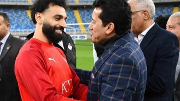 محمد صلاح ووزير الشباب
