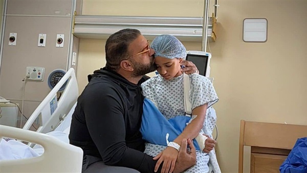 نور شندي ووالدها