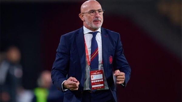 دي لافوينتي 