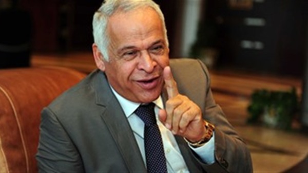 فرج عامر رئيس نادي