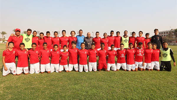 فريق كرة القدم مواليد