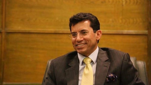 الدكتور أشرف صبحي