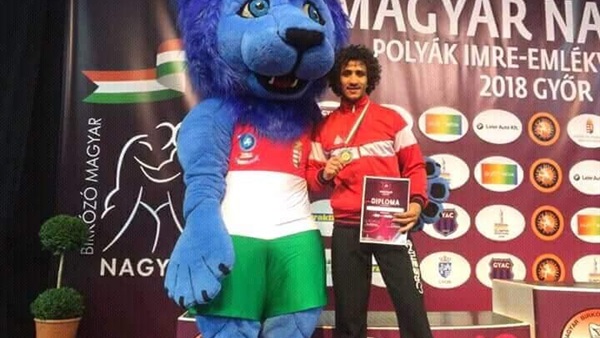 حسن حسن لاعب منتخب