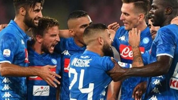 فريق نابولي الايطالي