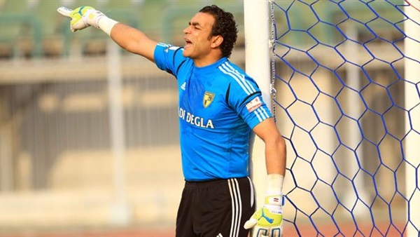 عصام الحضري