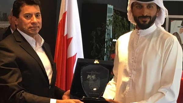 وزير الشباب الرياضة