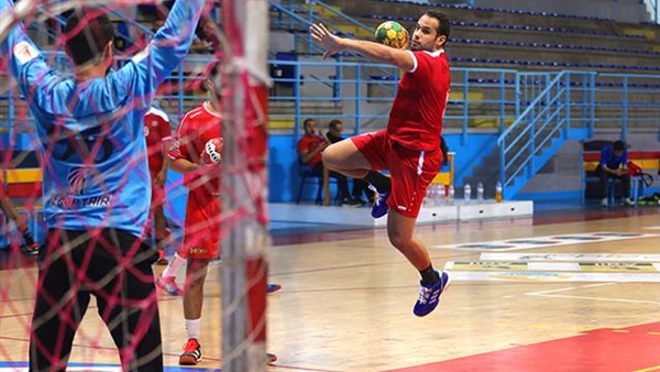 الفريق الاول لكرة