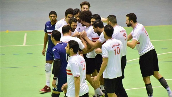 الفريق الاول للكرة