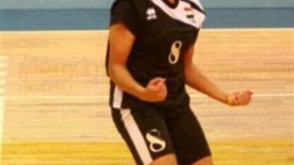 مريم ثروت لاعبة الكرة