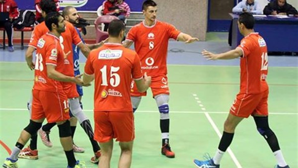 الفريق الاول للكرة