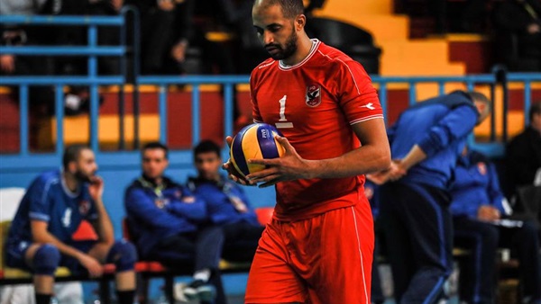 الفريق الاول للكرة