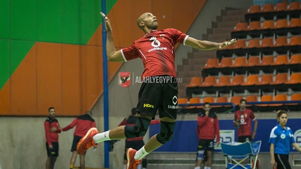 الفريق الاول للكرة